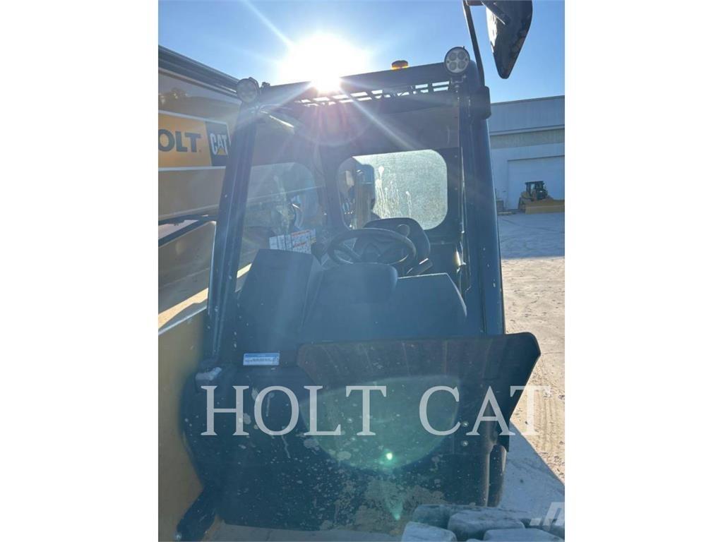 CAT TL943 伸缩臂叉装车|叉装车