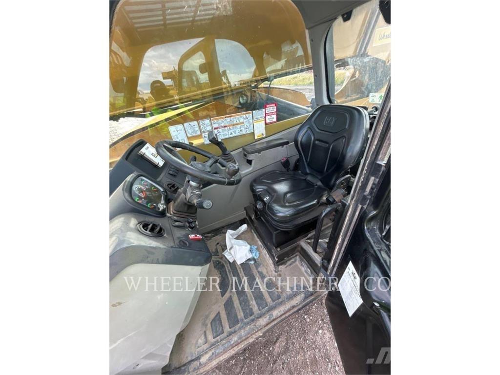 CAT TL943D CB 伸缩臂叉装车|叉装车