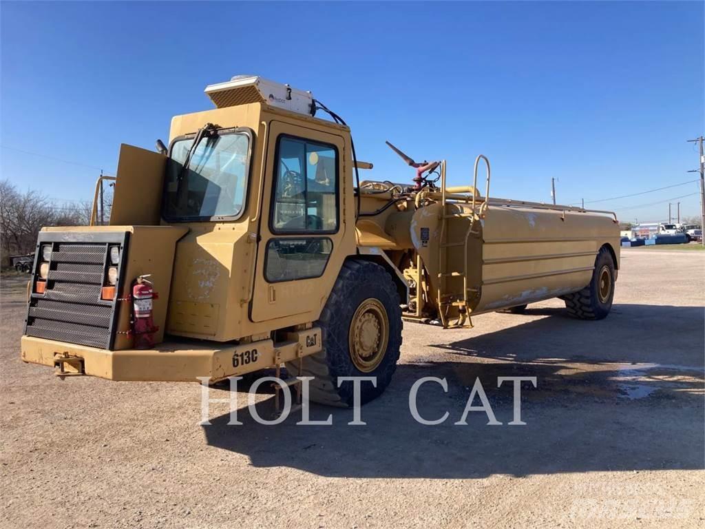 CAT W00 613C 铲运机