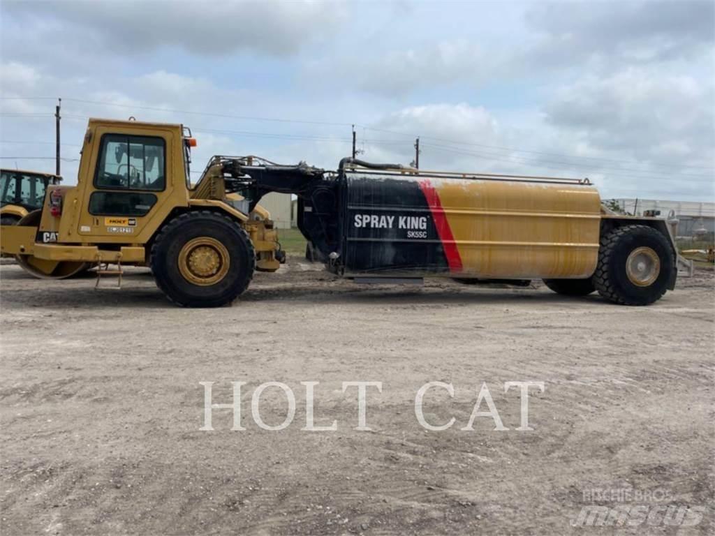 CAT W00 613C 铲运机