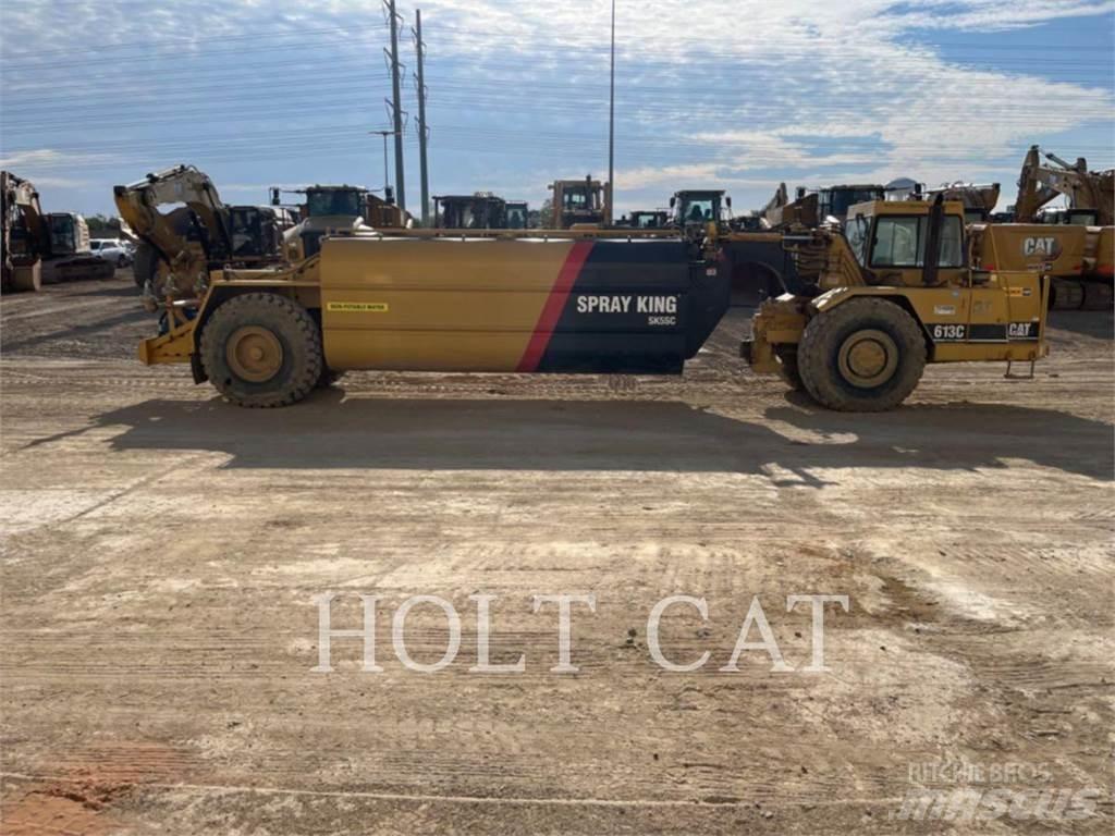 CAT W00 613C 铲运机