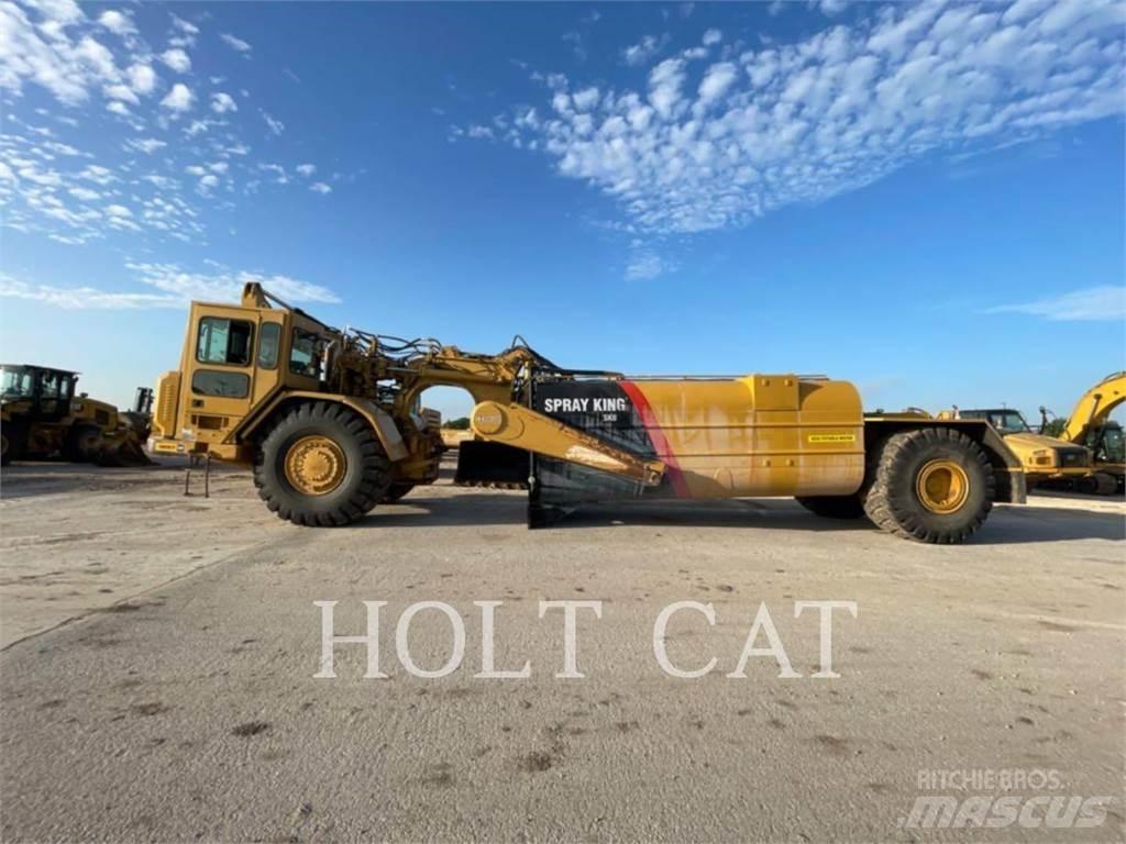 CAT W00 621G 铲运机