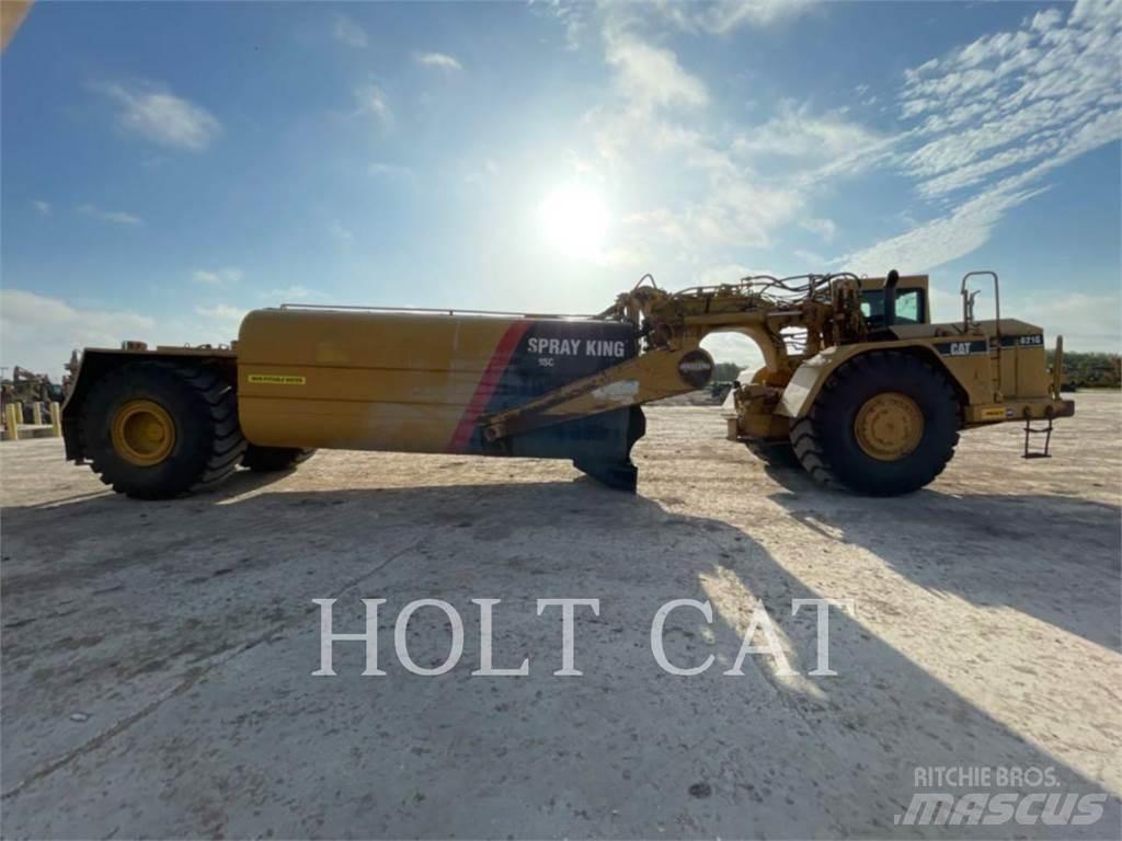 CAT W00 621G 铲运机