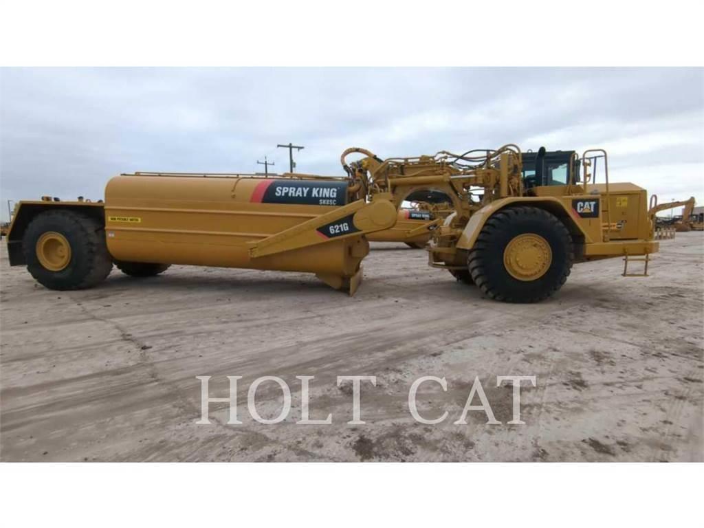 CAT W00 621G 铲运机