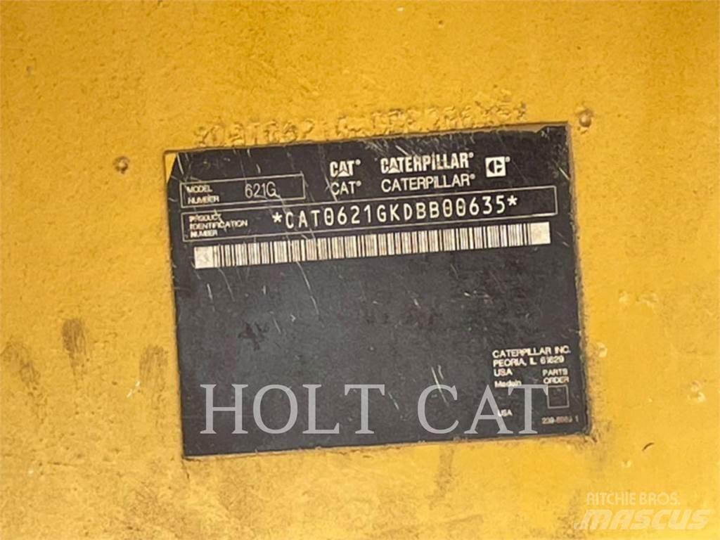CAT W00 621G 铲运机