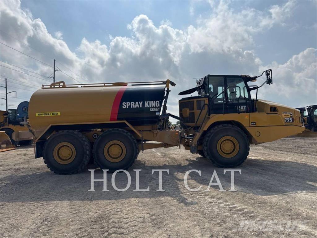 CAT W00 725 油罐车