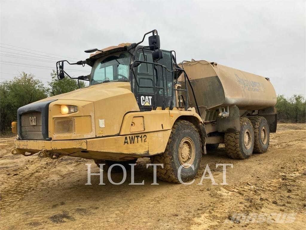 CAT W00 730 铰接式自卸车