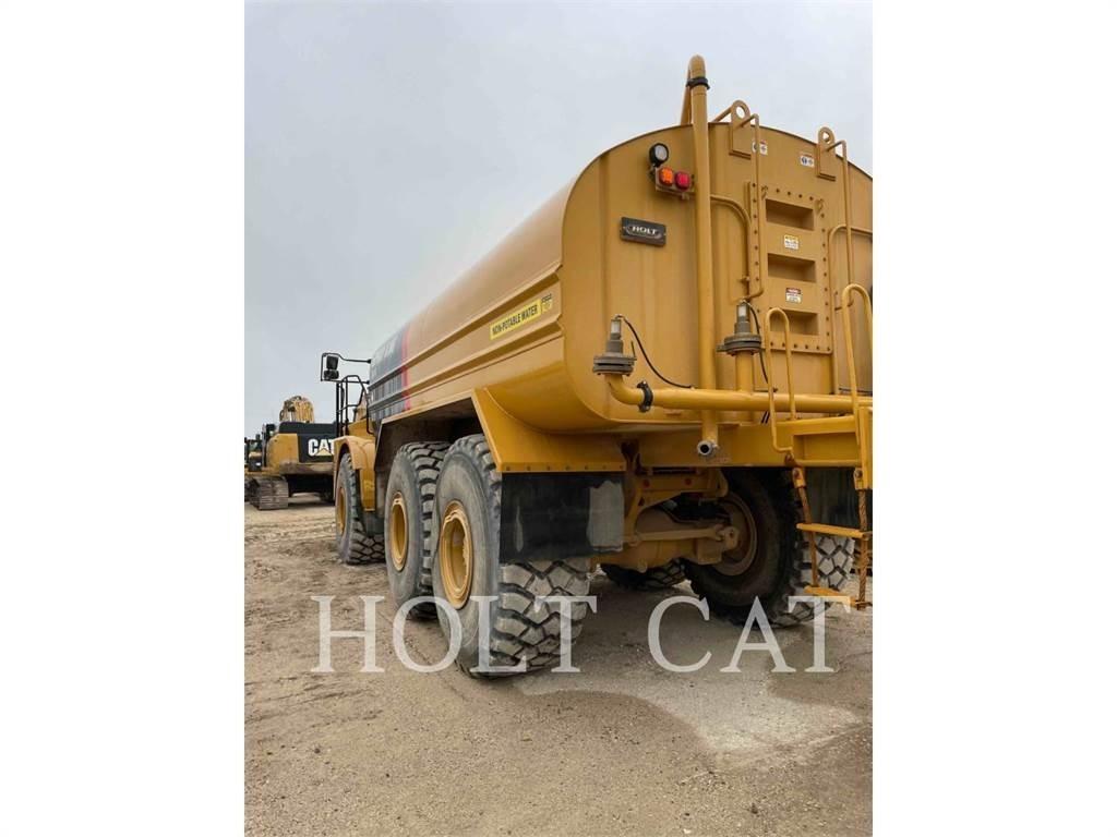 CAT W00 740 油罐车