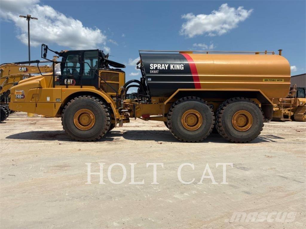CAT W00 740 油罐车
