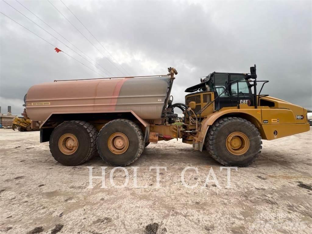 CAT W00 740GC 油罐车