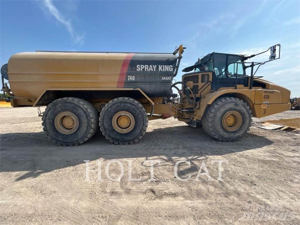 CAT W00 740GC 油罐车