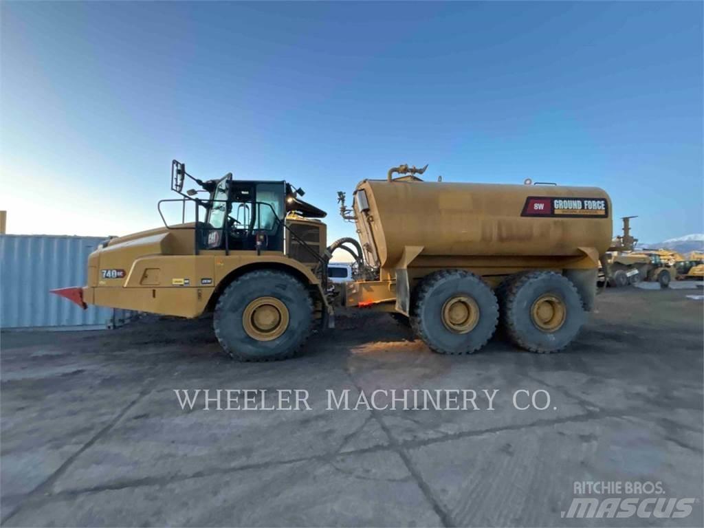 CAT WT 740 GC 油罐车
