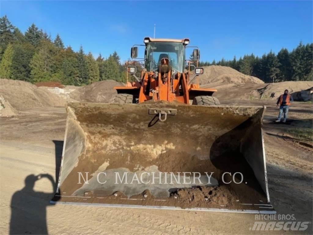 Doosan DL420-3 轮式装载机