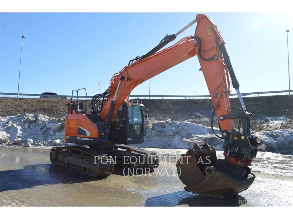 Doosan DX235 履带挖掘机