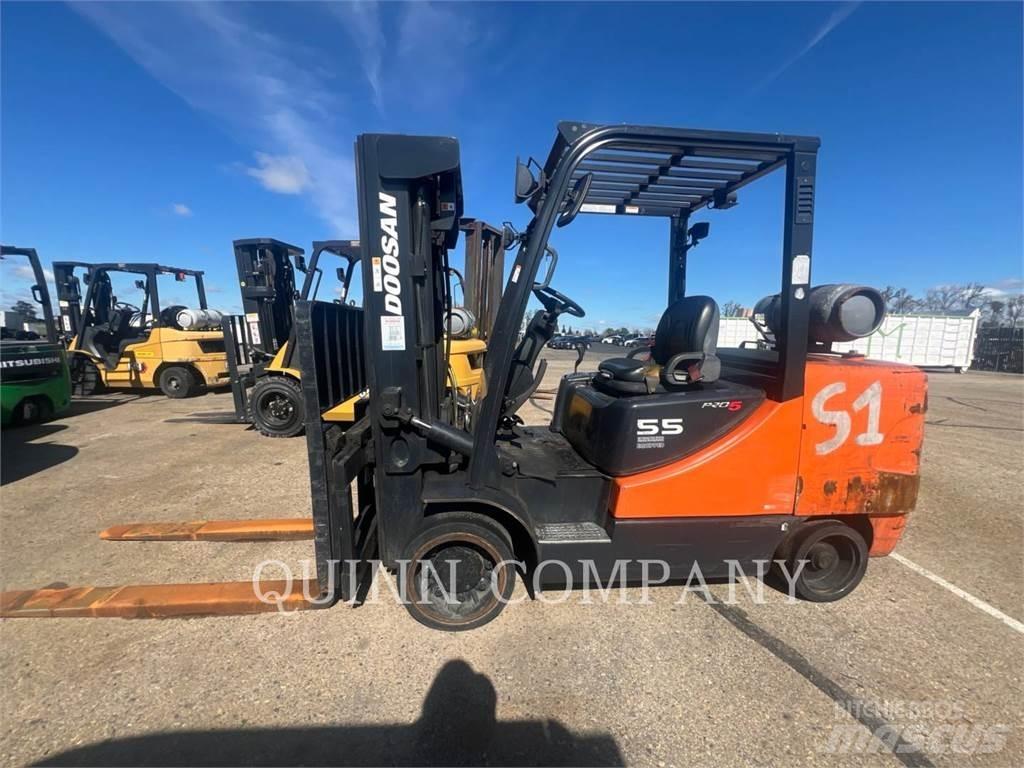 Doosan GC55C-5 其他叉车