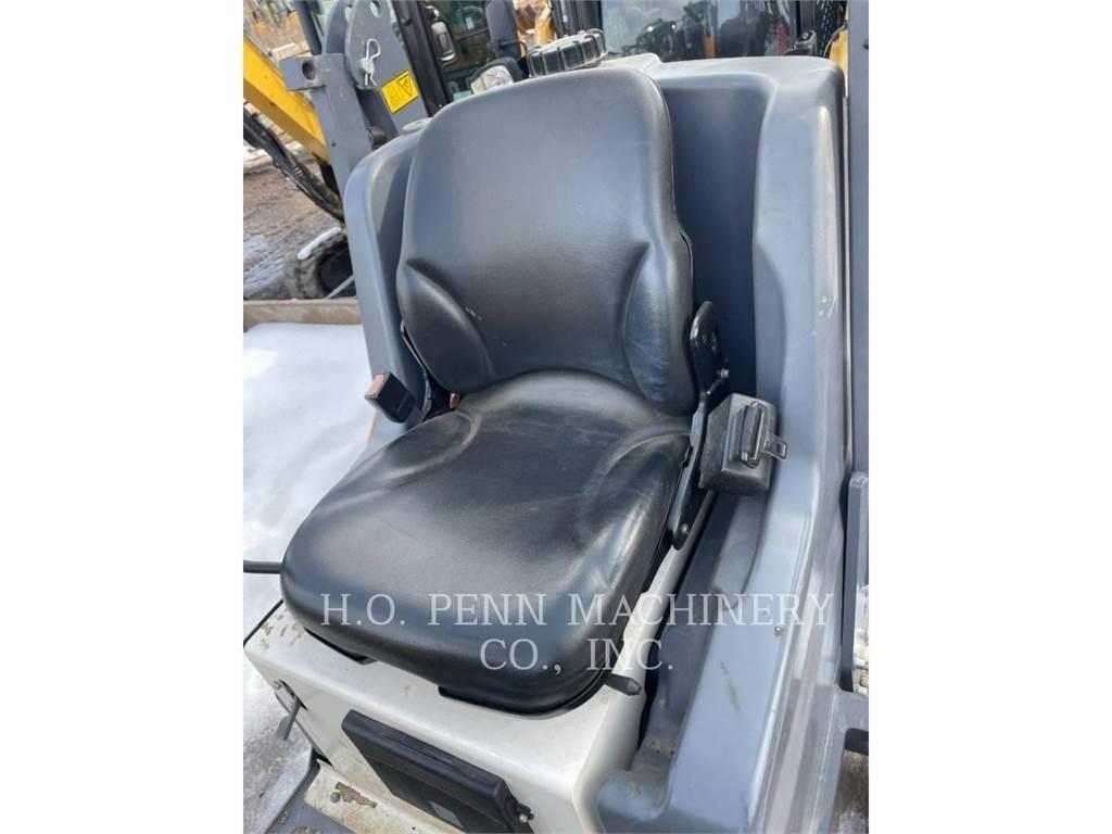 Dynapac CC900G 土壤压实机