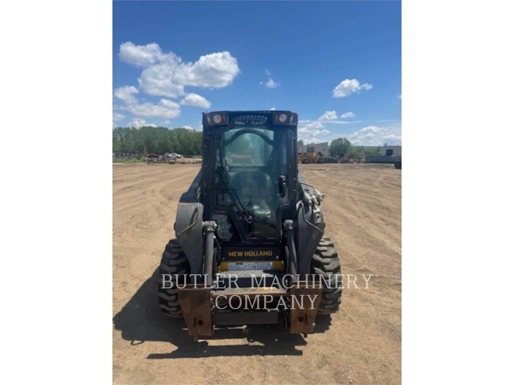 Ford / New Holland L318 滑移装载机