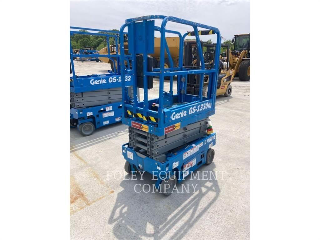 Genie GS1330 剪叉式升降机