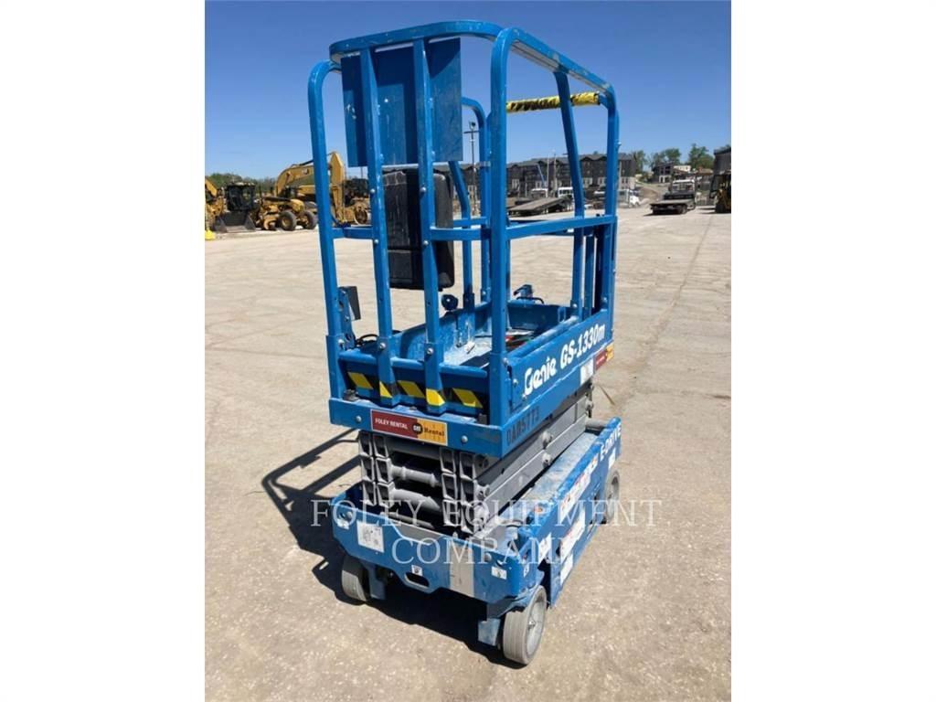 Genie GS1330 剪叉式升降机