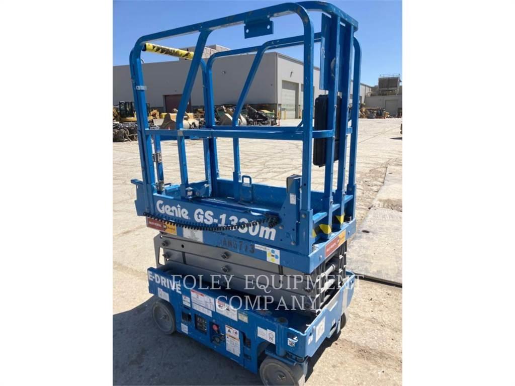 Genie GS1330 剪叉式升降机