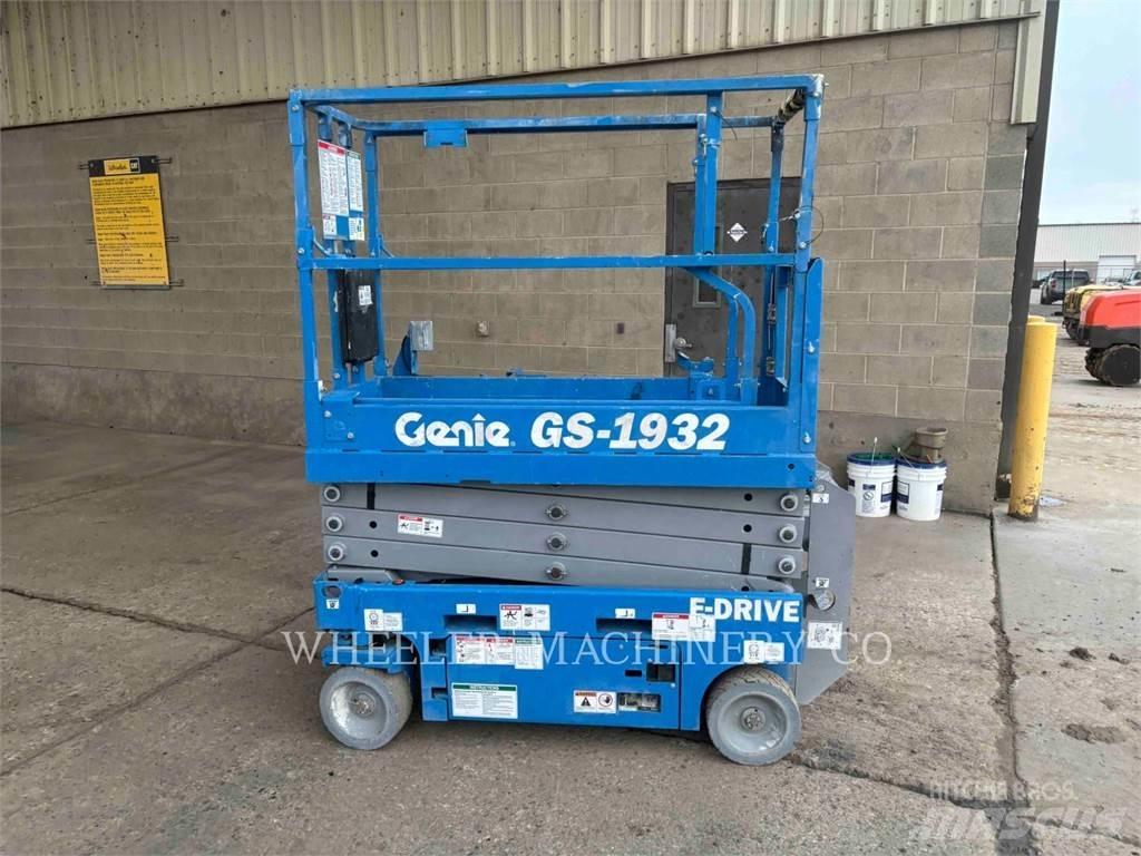 Genie GS1932 剪叉式升降机