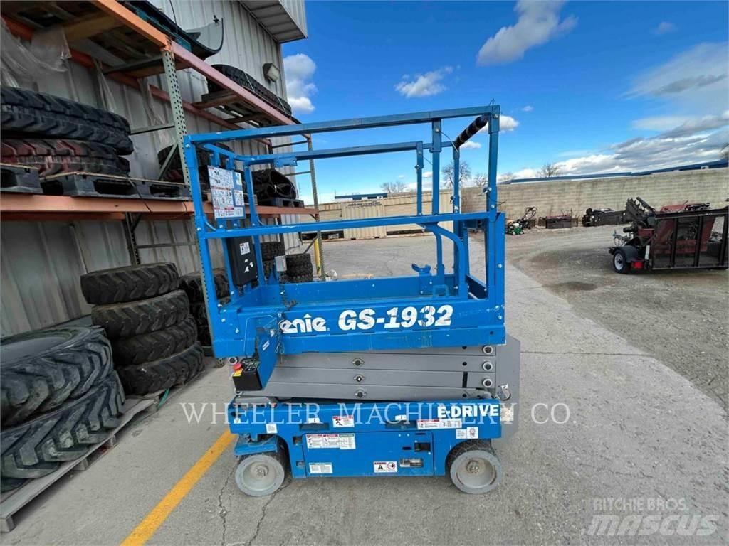Genie GS1932 剪叉式升降机