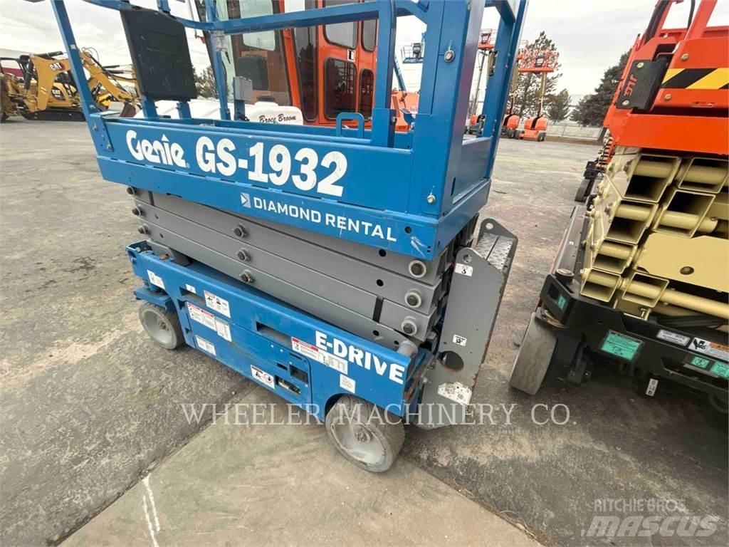 Genie GS1932 剪叉式升降机