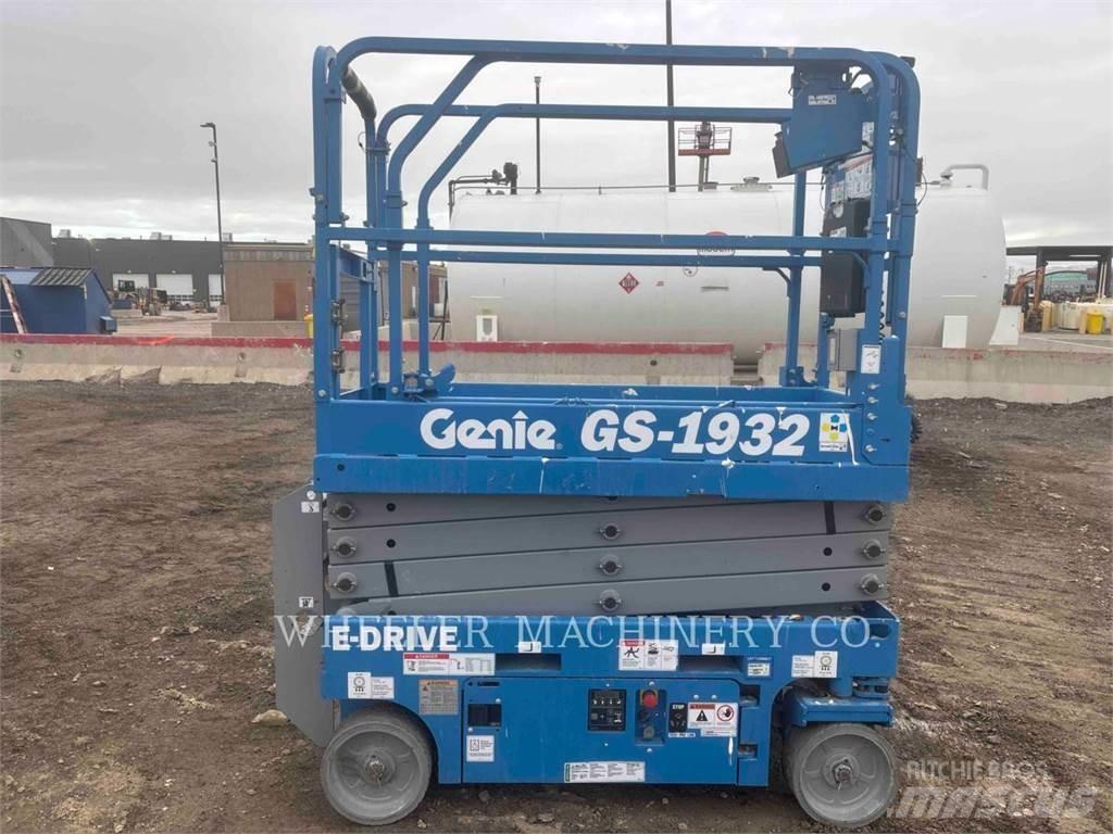 Genie GS1932 剪叉式升降机