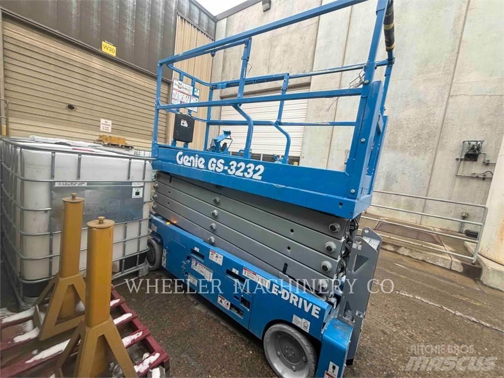 Genie GS3232 剪叉式升降机