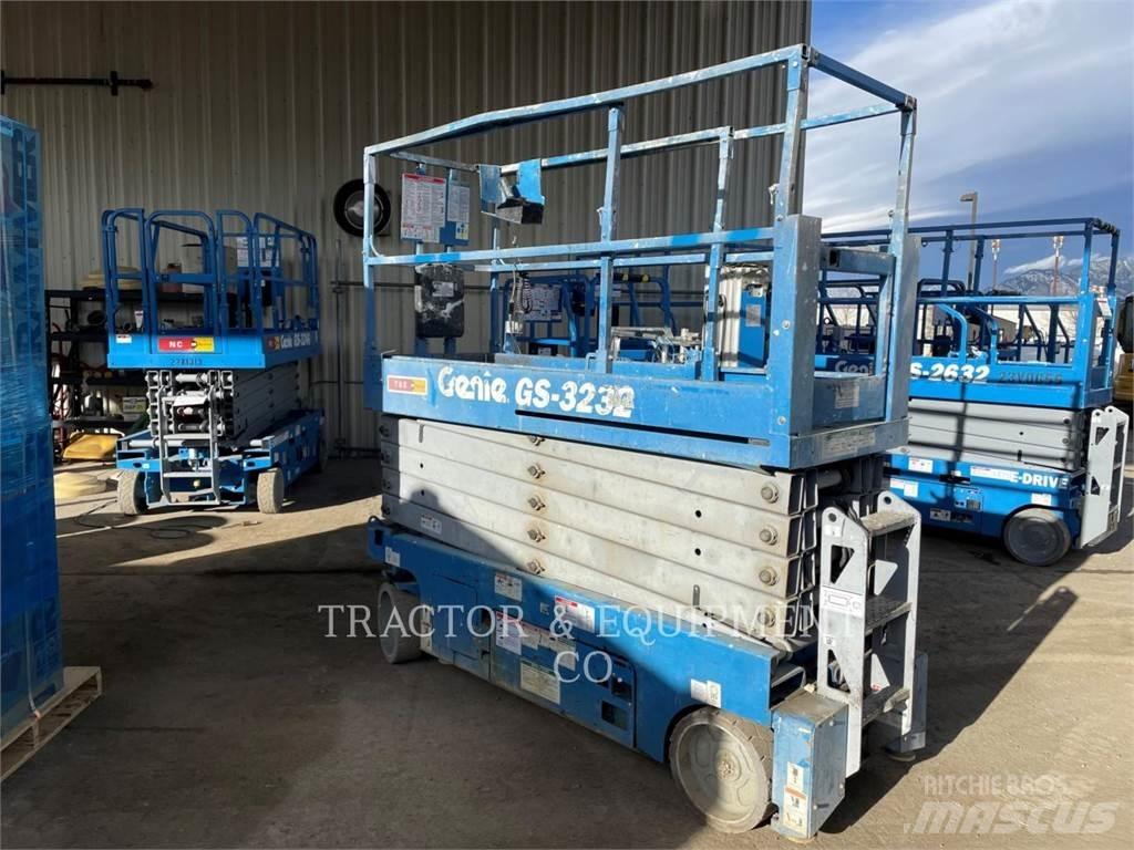 Genie GS3232 剪叉式升降机
