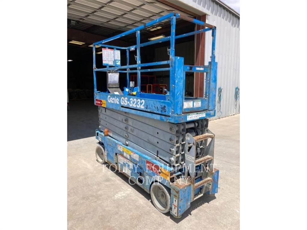 Genie GS3232O 剪叉式升降机