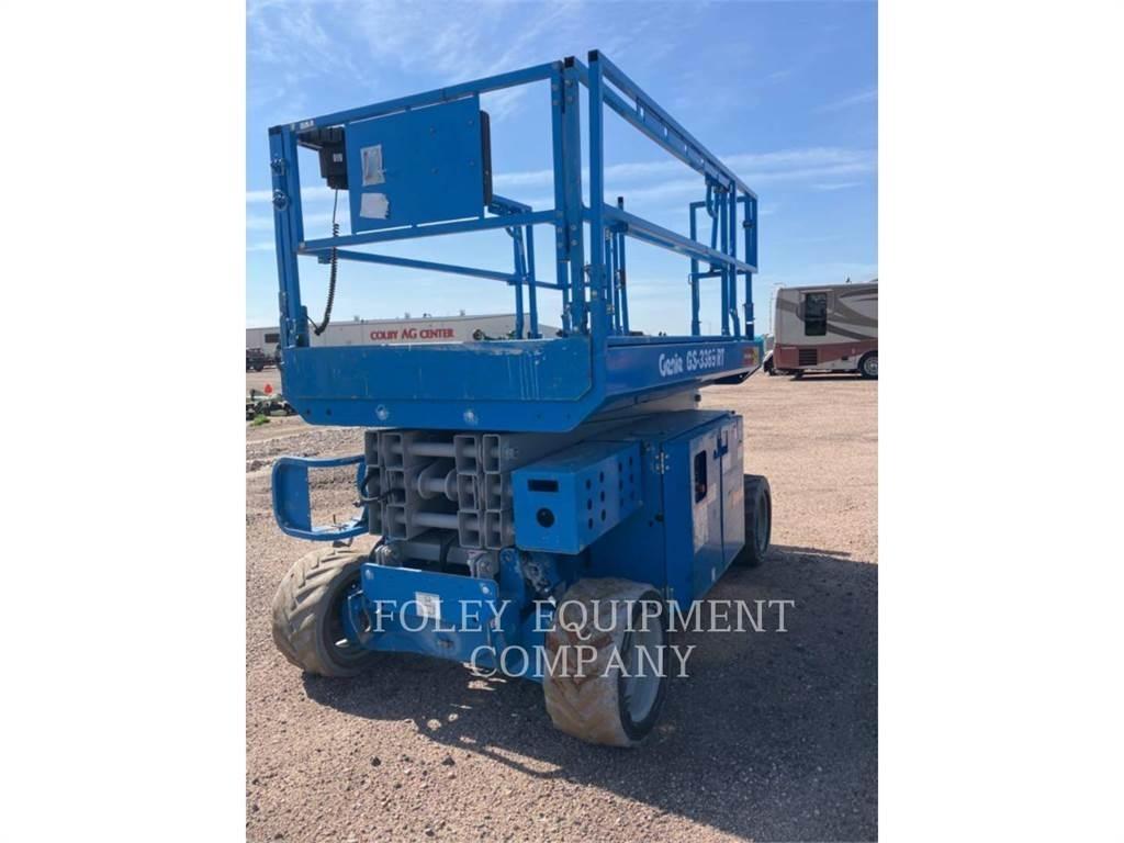 Genie GS3369RTD 剪叉式升降机