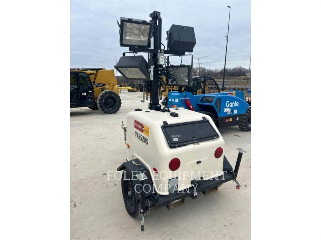 Genie RL4 拖车式灯塔