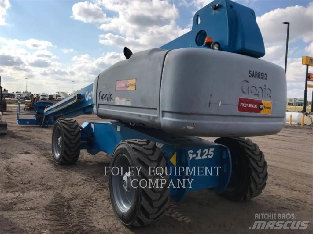 Genie S125D4W 曲臂高空工作平台