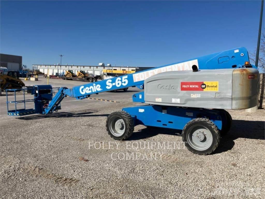 Genie S65G4W 曲臂高空工作平台