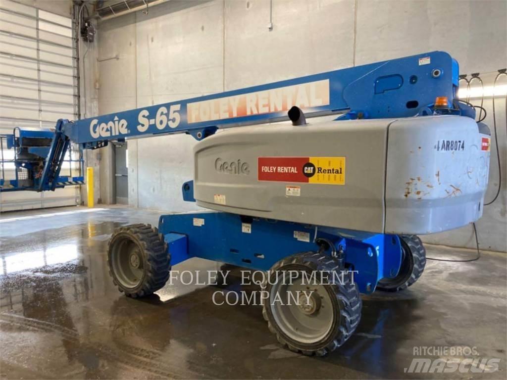 Genie S65G4W 曲臂高空工作平台