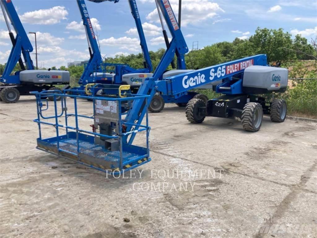 Genie S65G4W 曲臂高空工作平台
