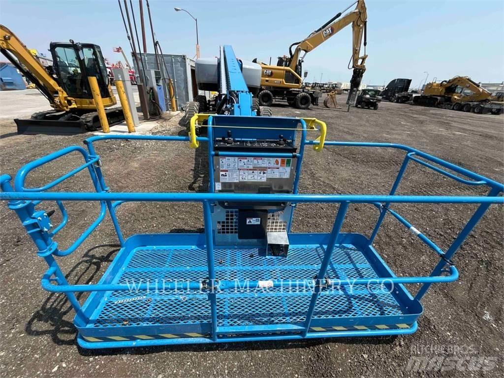 Genie S65XC 曲臂高空工作平台