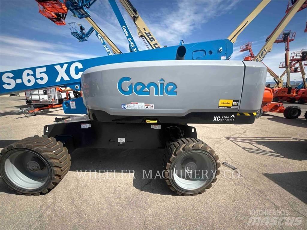 Genie S65XC 曲臂高空工作平台