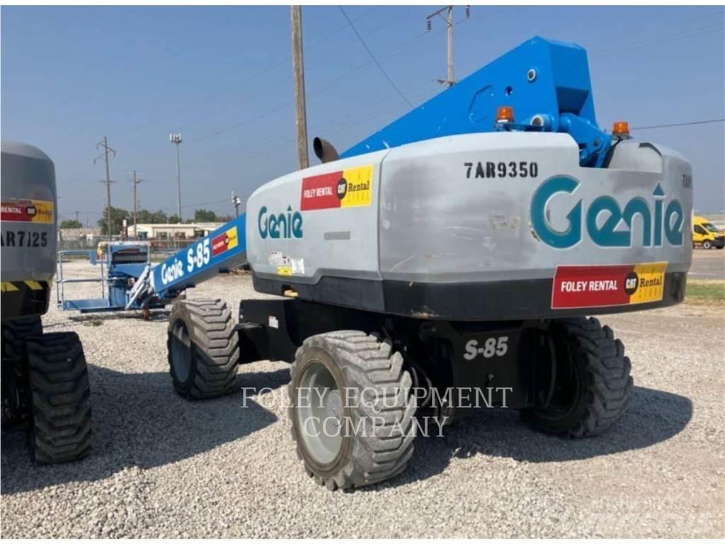 Genie S85D4W 曲臂高空工作平台
