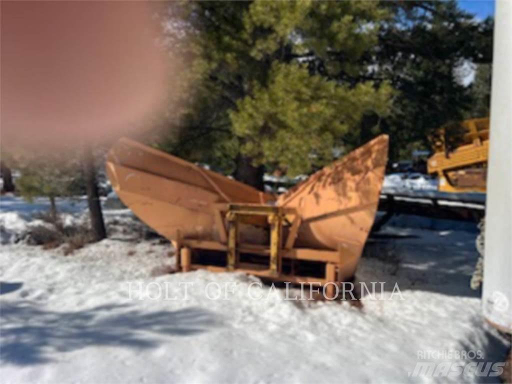 Henke SNOW PLOW 扬雪机