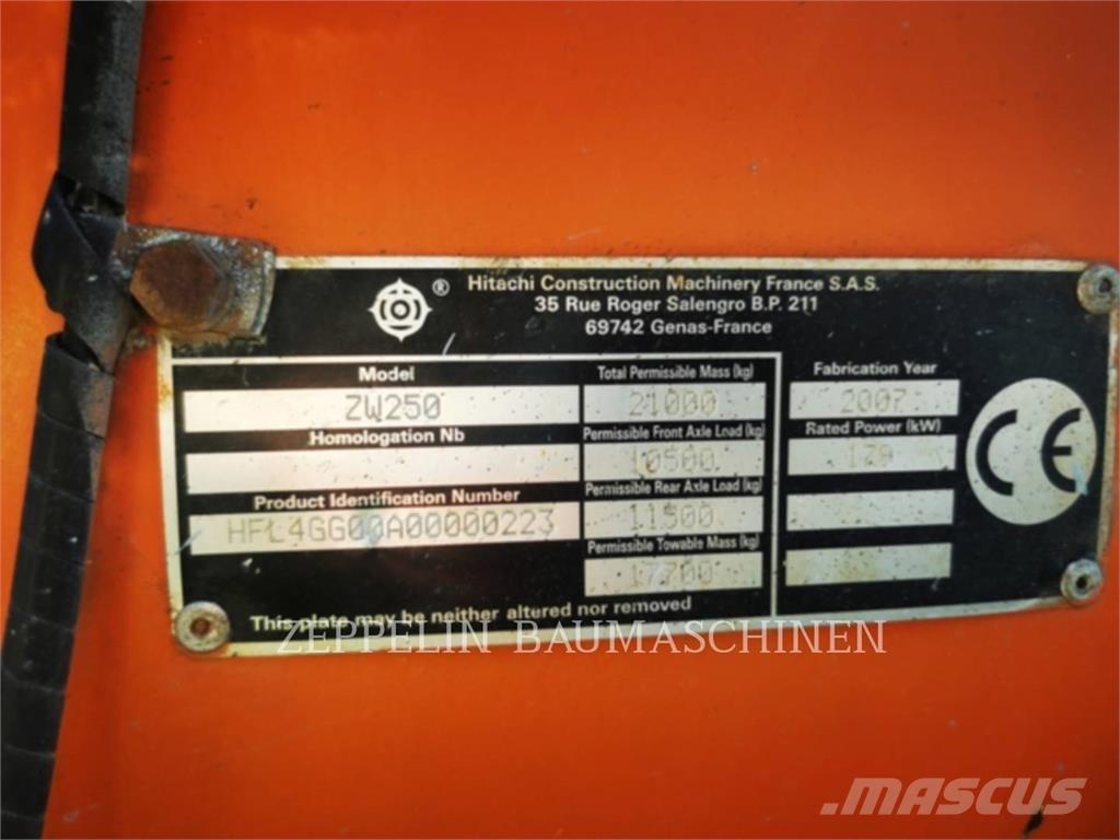 Hitachi ZW250 轮式装载机