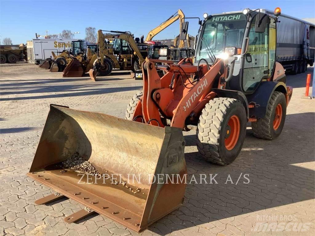 Hitachi ZW95 轮式装载机