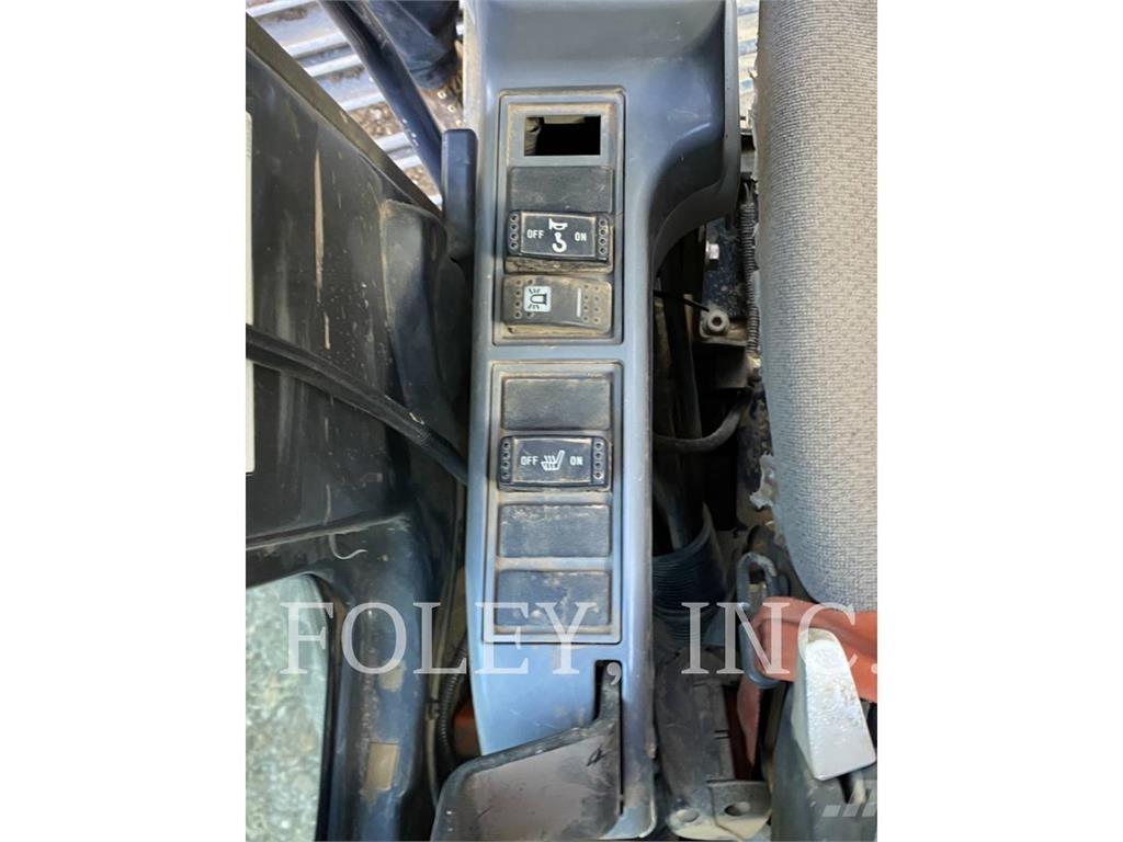 Hitachi ZX135US-5B 履带挖掘机