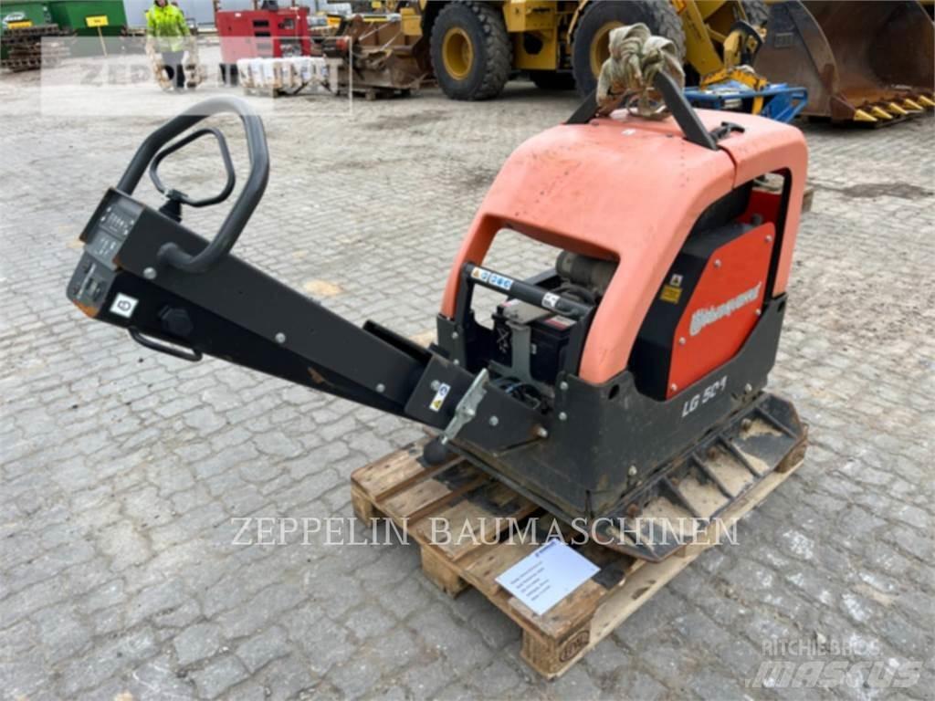 Husqvarna LG504 平板夯