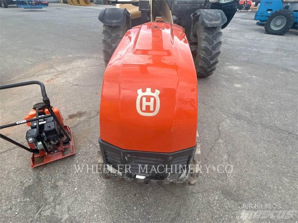 Husqvarna LP9505 双轮压路机
