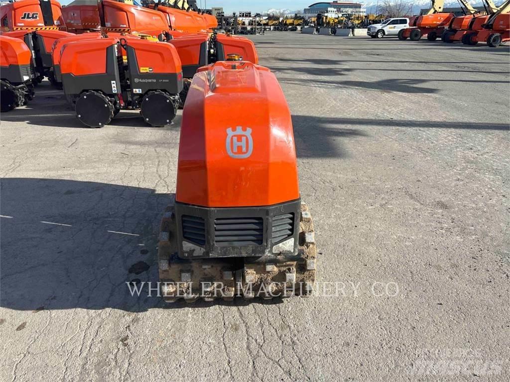 Husqvarna LP9505 双轮压路机