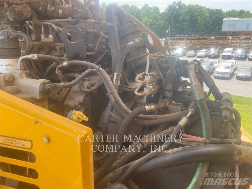 Hydrema HYD 912HM 油罐车
