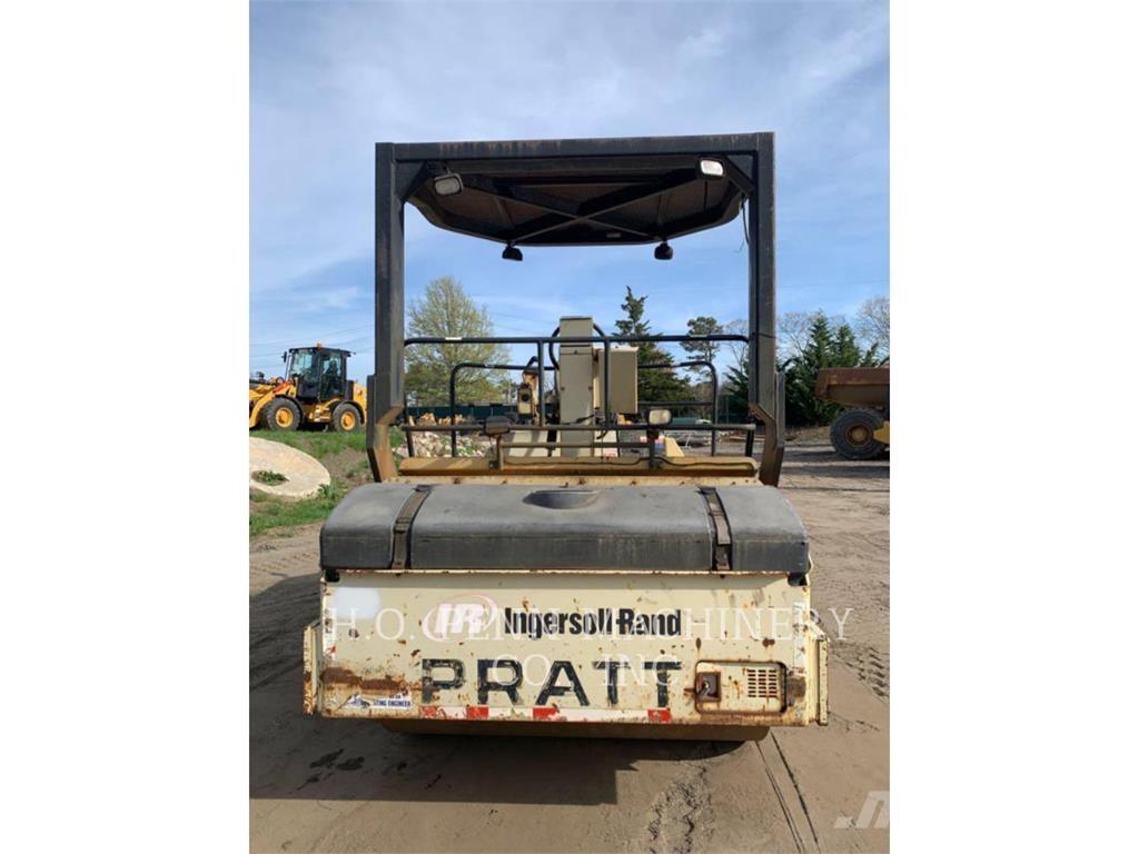 Ingersoll Rand DD110HF 土壤压实机