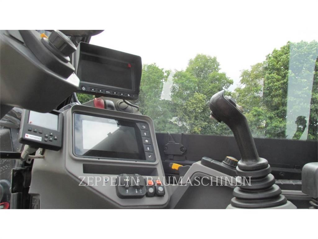 JCB 110W 轮式挖掘机